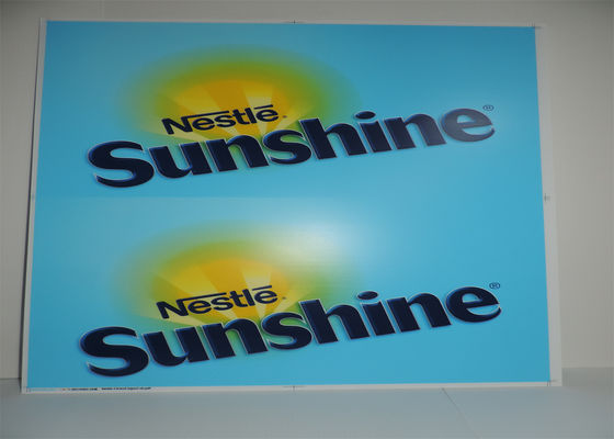O núcleo oco PP corrugou as placas plásticas do sinal que anunciam o uso